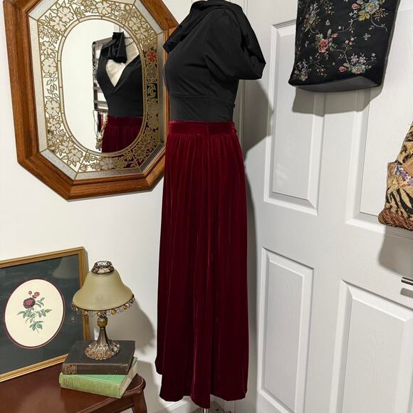 Vintage Dark Romantic Red Handmade Velvet Pleated Midi Skirt XS/XXS - Picture 3 of 8